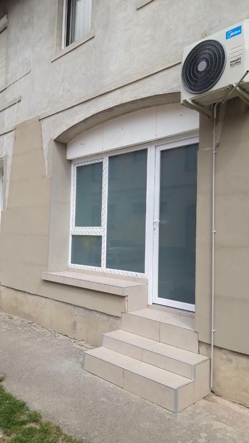 Belvarosi Apartman Szigetvár Zewnętrze zdjęcie